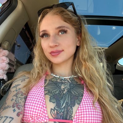 Nadia Flower
